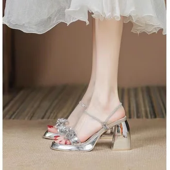 Женская обувь на платформе и высоком каблуке, Летние новые шлепанцы с хрустальным бантом, модные босоножки на высоком каблуке, женская обувь-гладиатор